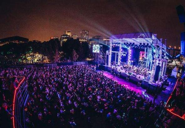 舞臺(tái)音響設(shè)備如何調(diào)試 舞臺(tái)音響調(diào)試要注意這些技術(shù)環(huán)節(jié) 舞臺(tái)音響設(shè)備如何調(diào)試 舞臺(tái)音響調(diào)試要注意這些技術(shù)環(huán)節(jié)